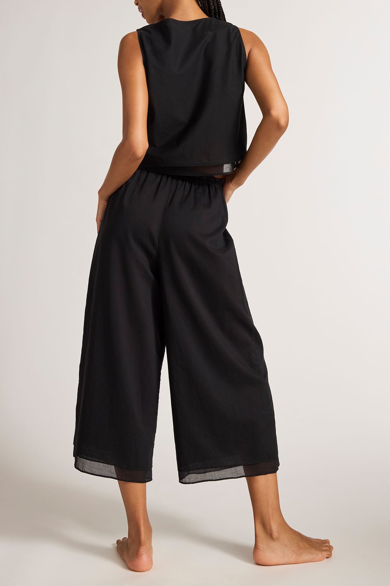 Island Cropped Pant in Black