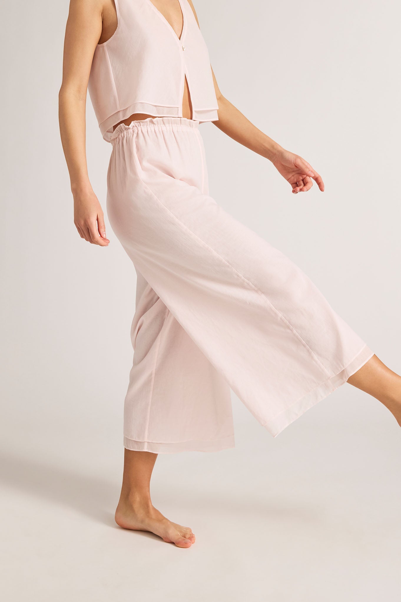 Island Cropped Pant in Shell